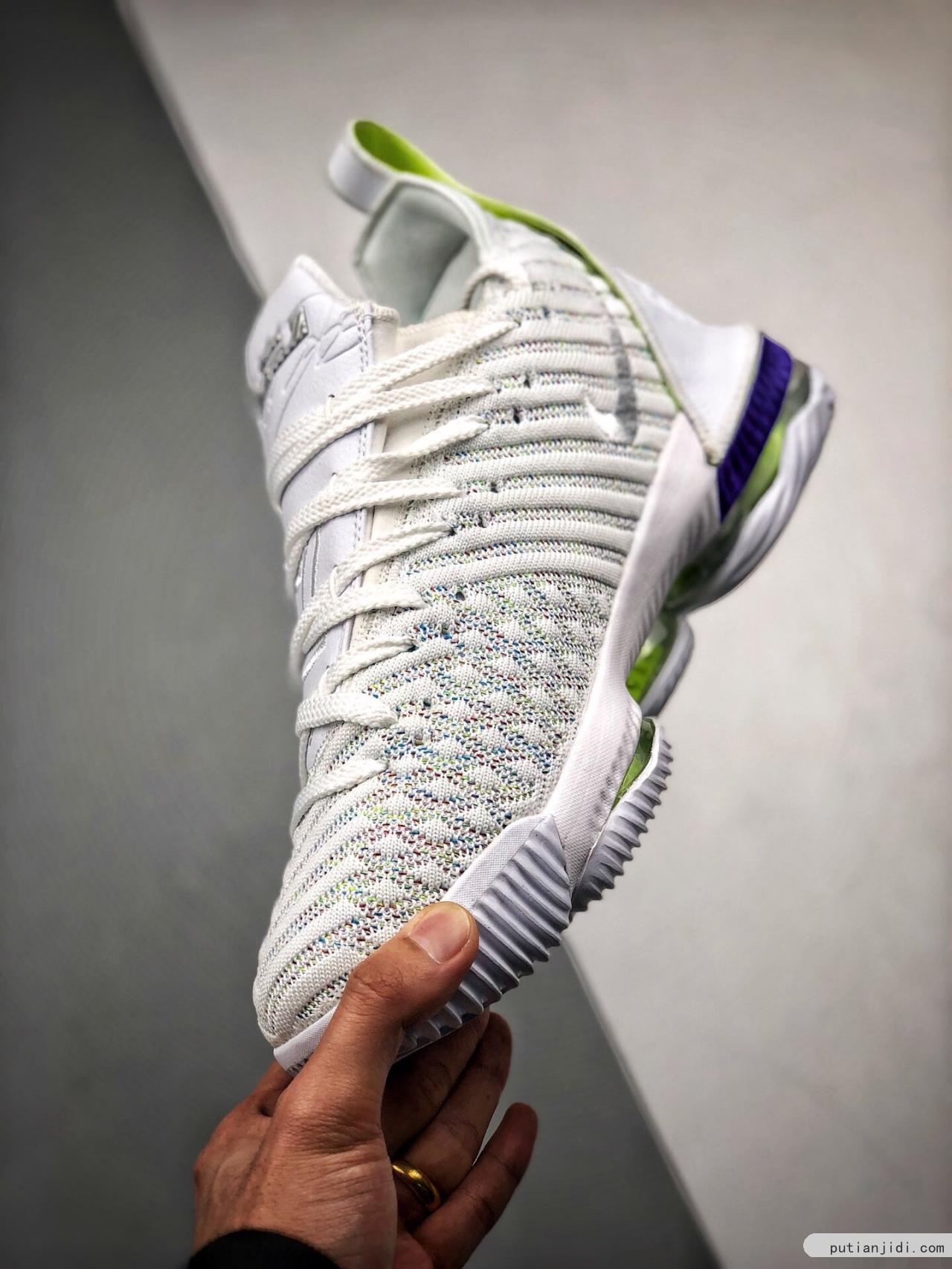 纯原最高工艺 新配色实战版本# Nike Lebron XVI “Buzz Lightyear” 勒布朗詹姆斯16代 白绿巴斯光年