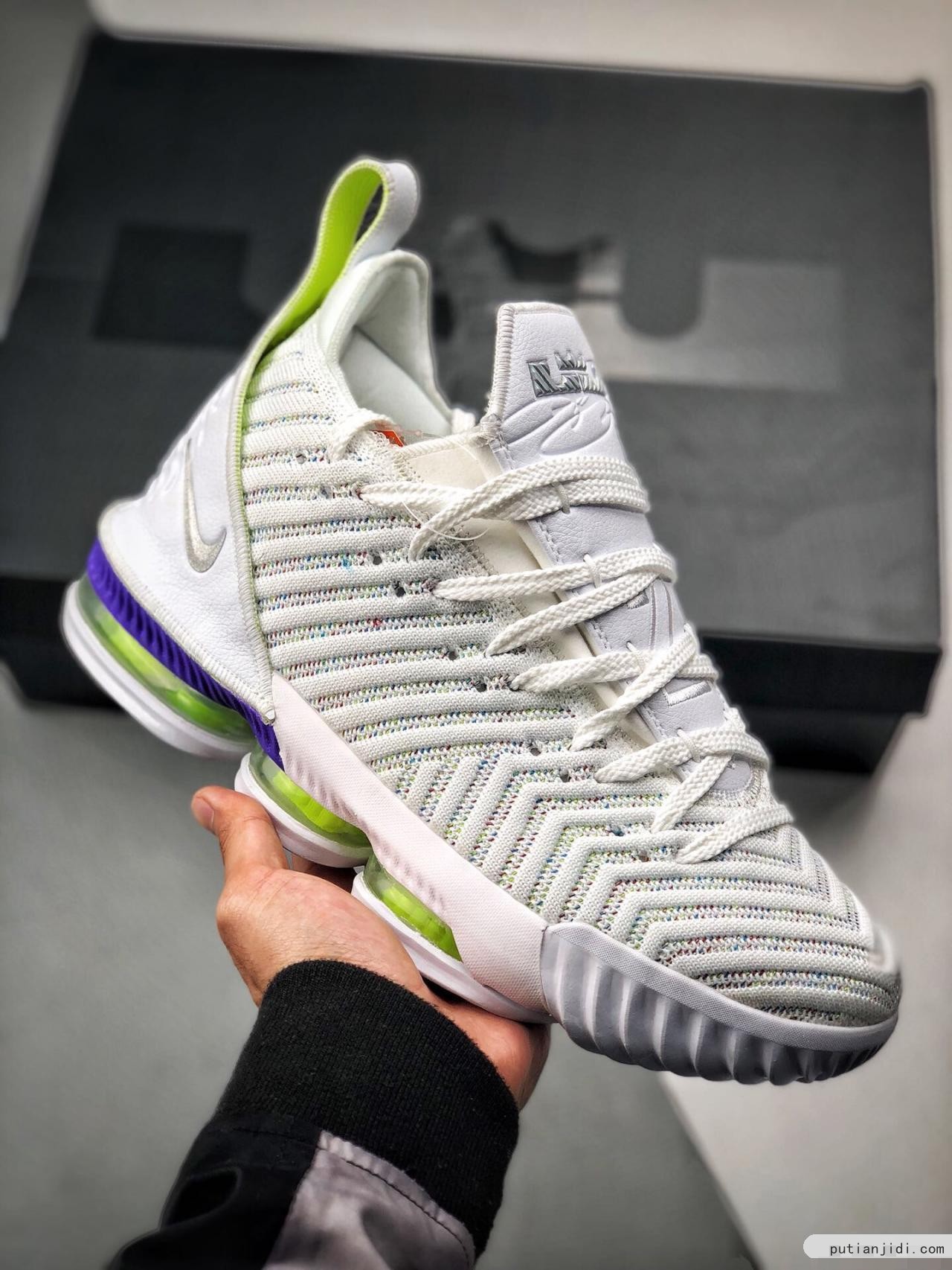 纯原最高工艺 新配色实战版本# Nike Lebron XVI “Buzz Lightyear” 勒布朗詹姆斯16代 白绿巴斯光年