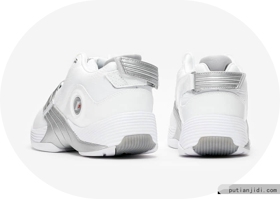 锐步全新配色篮球鞋Reebok Answer V现已发售小伙伴们有没有收入囊中呢！ 货号：DV6959插图3