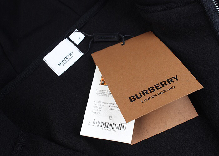 019巴宝莉BURBERRY官网最新款3D立体LOGO拉链加绒卫衣外套"